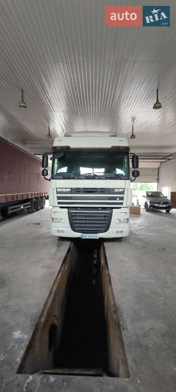 Тягач DAF XF 105 2012 в Тернополе