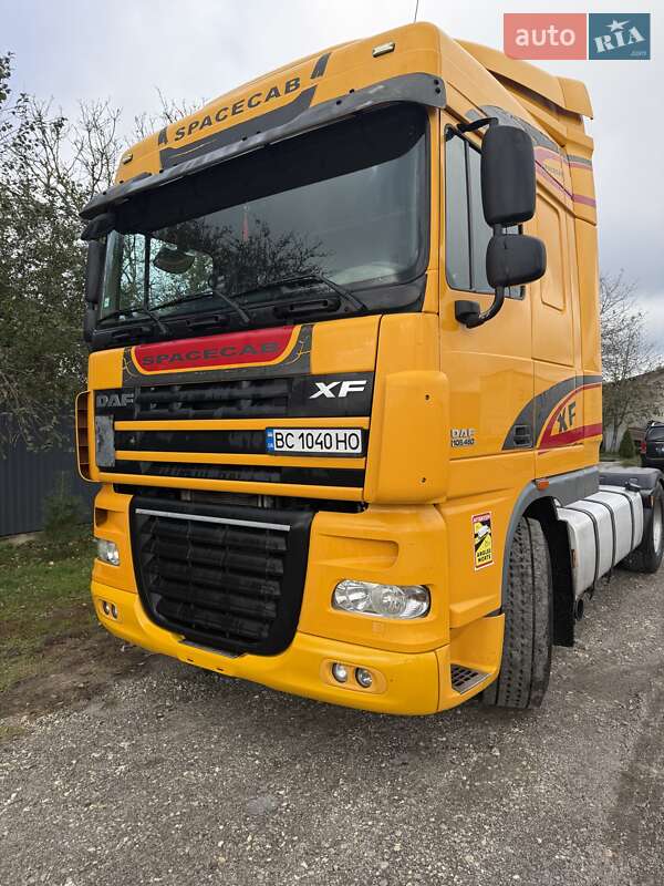 Тягач DAF XF 105 2012 в Яворове