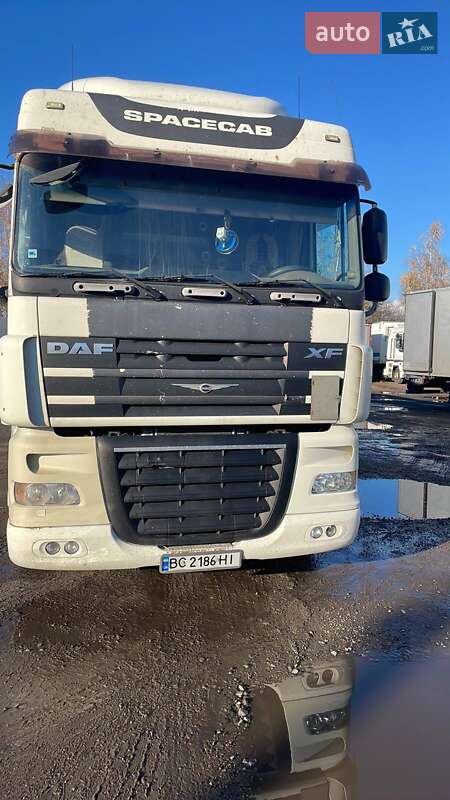 Тягач DAF XF 105 2009 в Рава-Русской