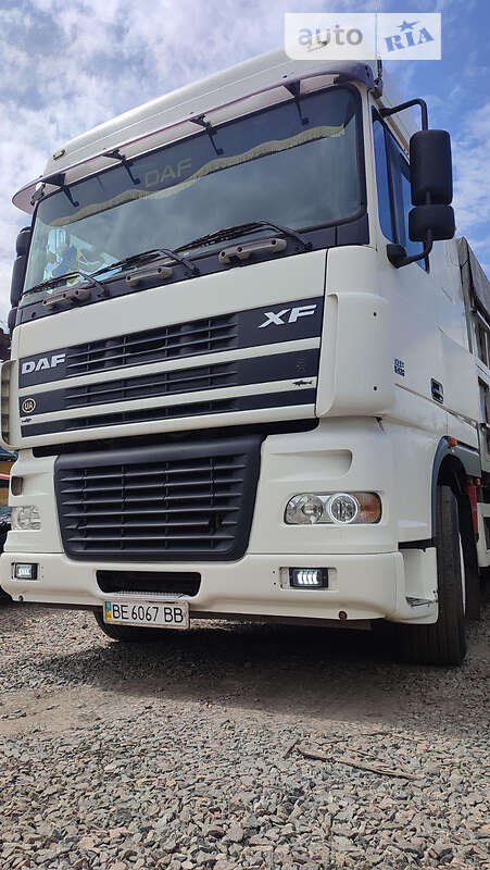 Зерновоз DAF XF 95 2005 в Первомайске