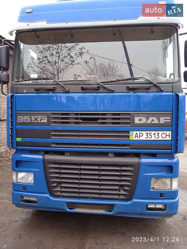Тягач DAF XF 95 2001 в Запорожье
