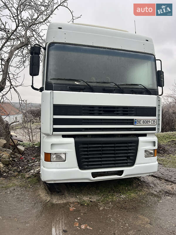 Тягач DAF XF 95 2000 в Николаеве Тягач DAF XF 95 2000 в Николаеве