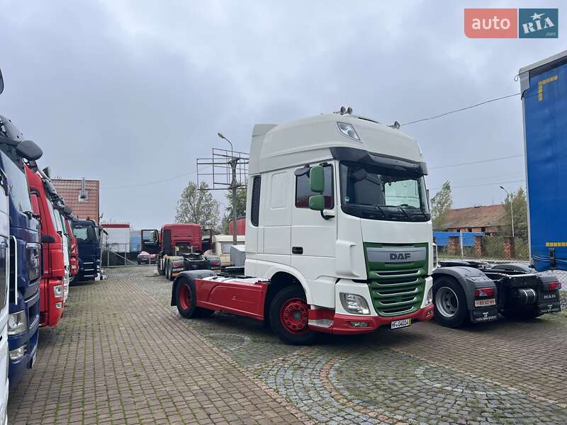 Тягач DAF XF 2016 в Хусте