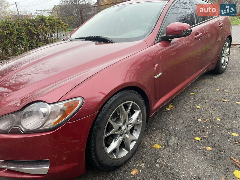 Седан Jaguar XF 2008 в Николаеве