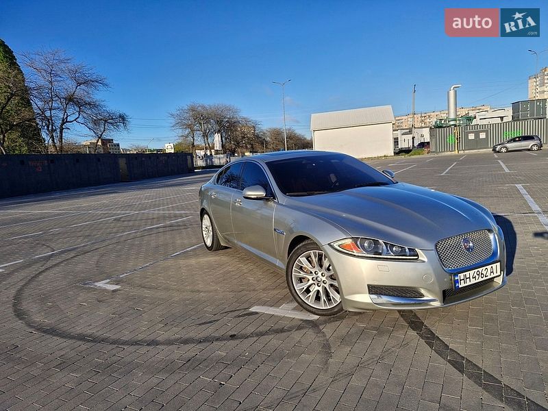 Седан Jaguar XF 2013 в Одессе