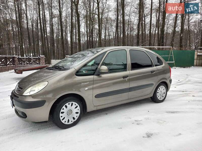 Минивэн Citroen Xsara Picasso 2010 в Славуте Минивэн Citroen Xsara Picasso 2010 в Славуте