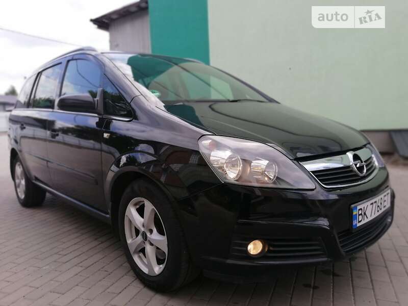 Минивэн Opel Zafira 2006 в Луцке Минивэн Opel Zafira 2006 в Луцке