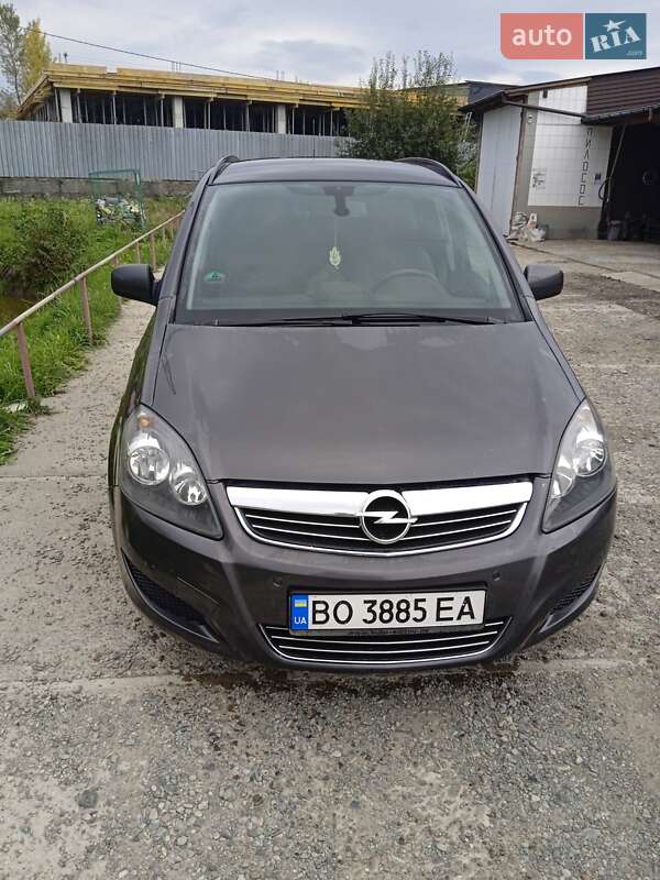 Минивэн Opel Zafira 2012 в Жидачове Минивэн Opel Zafira 2012 в Жидачове