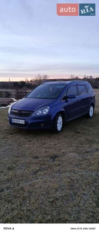 Мінівен Opel Zafira 2006 в Калинівці
