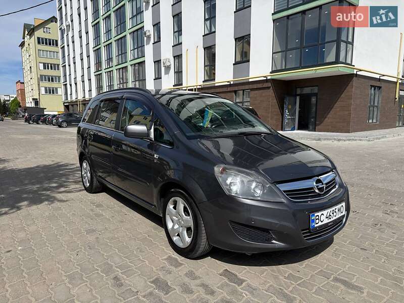 Мінівен Opel Zafira 2010 в Сокалі Мінівен Opel Zafira 2010 в Сокалі