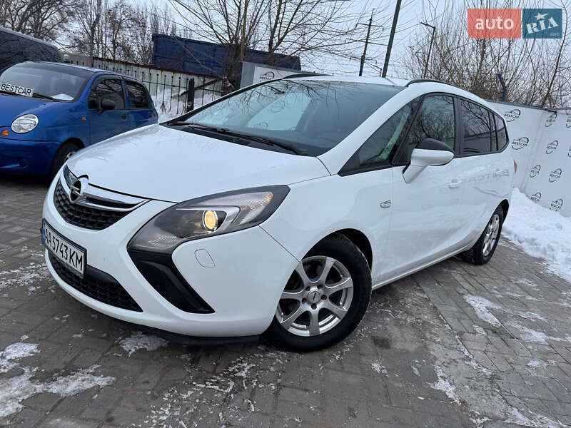 Минивэн Opel Zafira 2013 в Днепре
