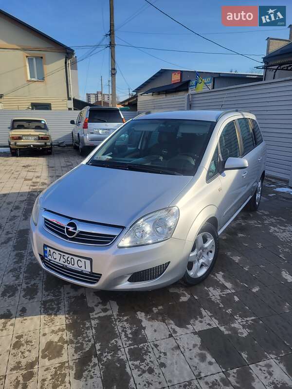 Минивэн Opel Zafira 2008 в Владимире