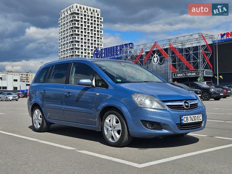 Мінівен Opel Zafira 2008 в Києві
