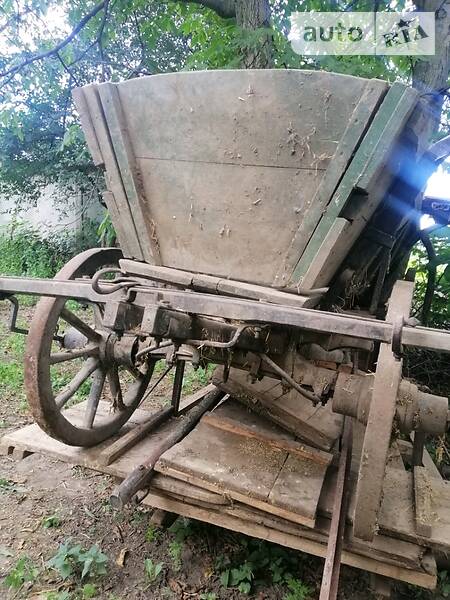 Аварійно-ремонтні машини A-M-E Tricor 1918 в Борщеві
