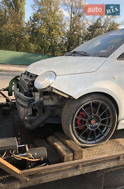 Хэтчбек Abarth Fiat 500 2014 в 