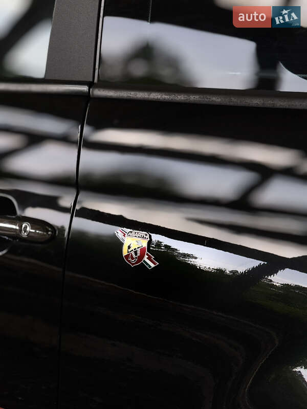 Хэтчбек Abarth Fiat 500 2012 в Одессе