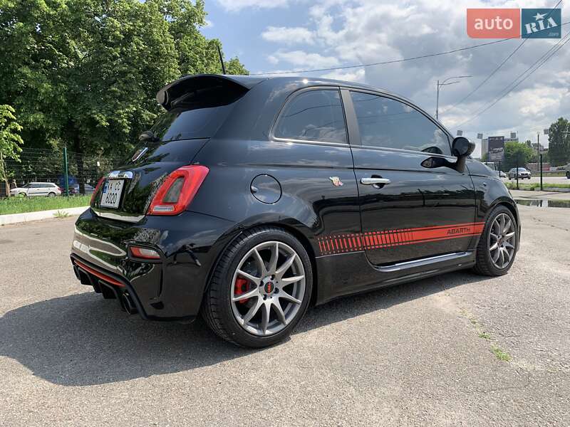 Хэтчбек Abarth Fiat 500 2015 в Киеве