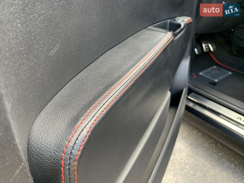 Хэтчбек Abarth Fiat 500 2015 в Киеве