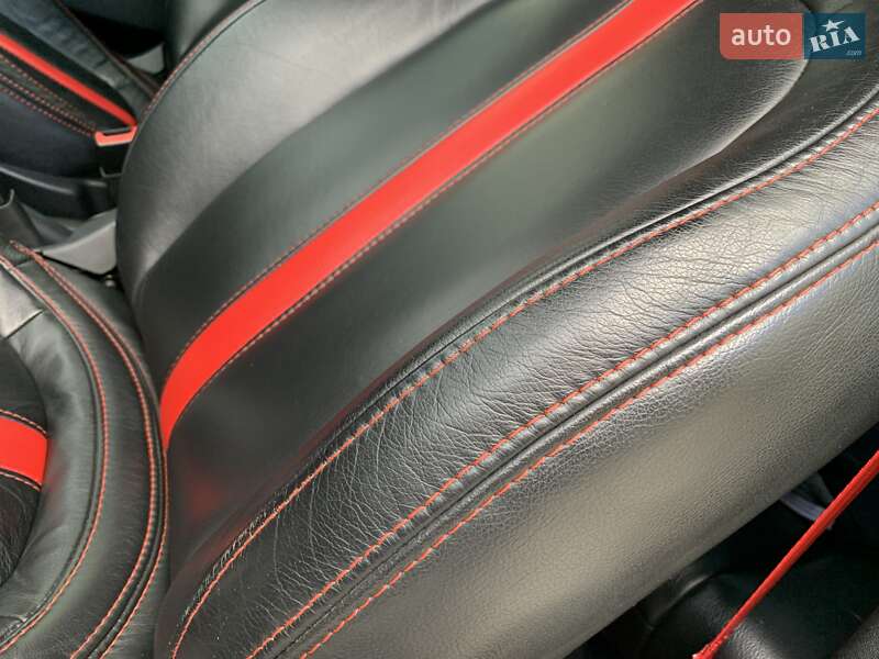 Хэтчбек Abarth Fiat 500 2015 в Киеве