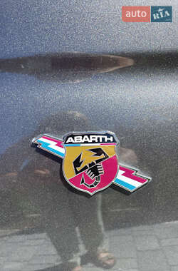 Хэтчбек Abarth Fiat 500 2015 в 
