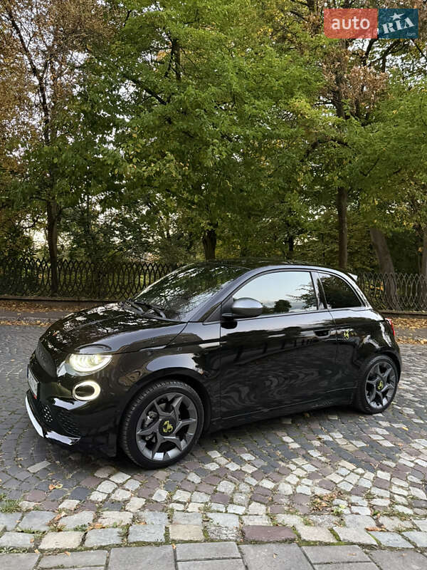 Хэтчбек Abarth Fiat 500 2023 в Львове