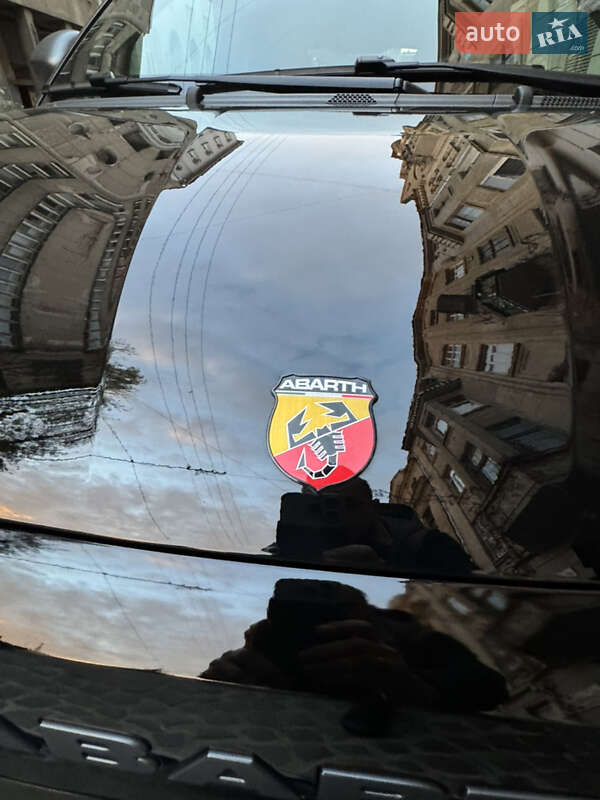 Хэтчбек Abarth Fiat 500 2023 в Львове
