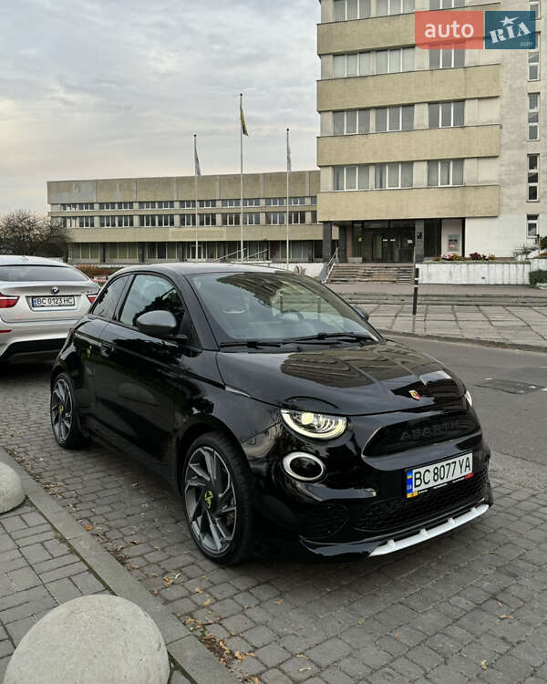 Хэтчбек Abarth Fiat 500 2023 в Львове