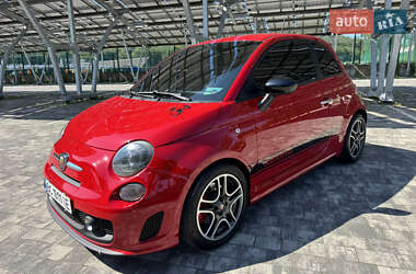 Хэтчбек Abarth Fiat 500 2012 в 