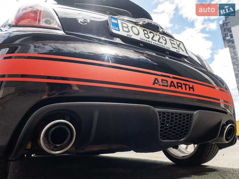 Хэтчбек Abarth Fiat 500 2014 в Киеве