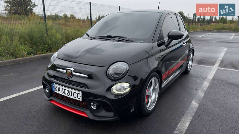 Abarth Fiat 500 2015