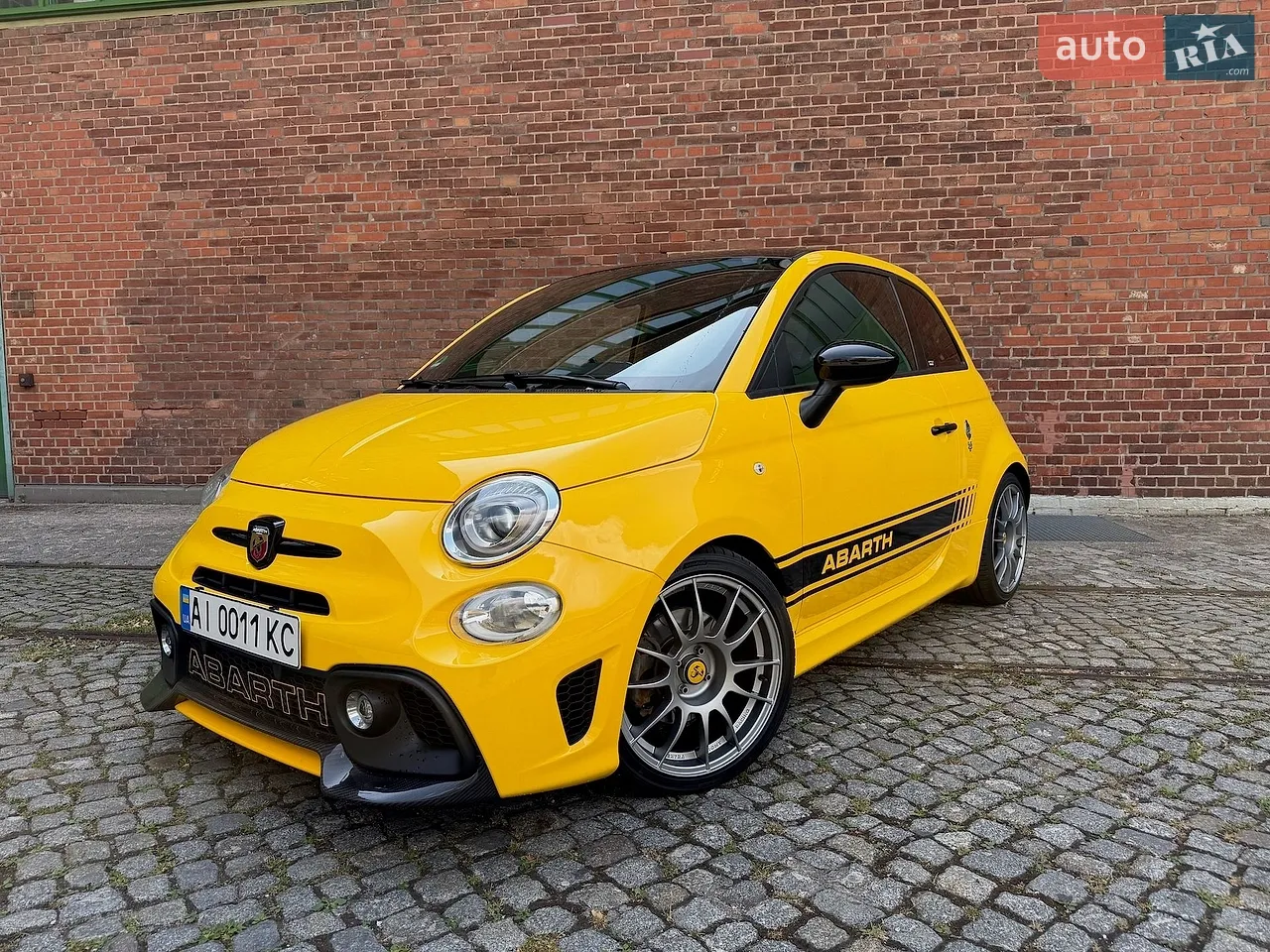 2019 Abarth 595 - мініатюра 11