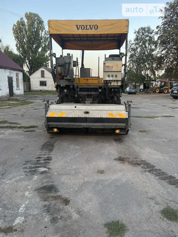 Асфальтоукладчик ABG Titan 325 2002 в Черкассах