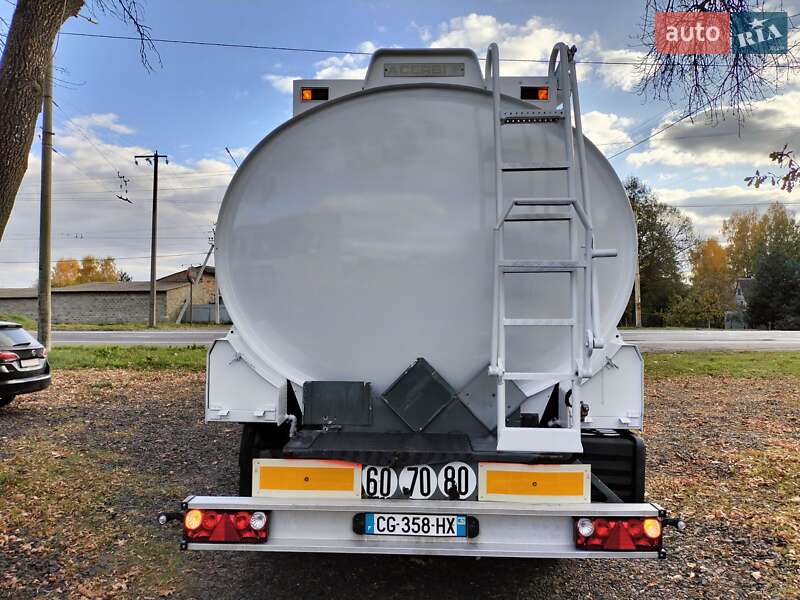 Цистерна напівпричіп Acerbi 02Т 2006 в Луцьку