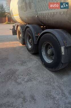 Цистерна полуприцеп Acerbi 21L2.39-A 1997 в 