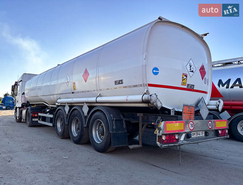 Цистерна полуприцеп Acerbi 21L 1996 в Бердичеве