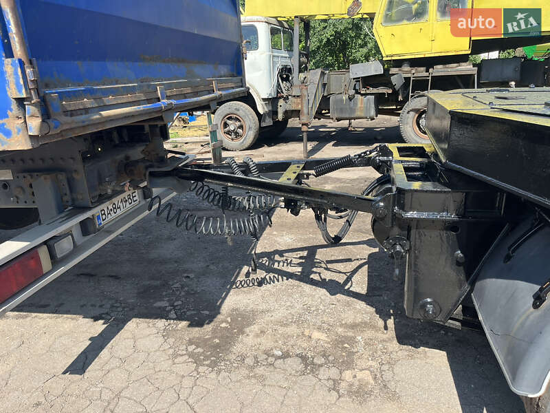 Низкорамна платформа Ackermann-Fruehauf Eaf 2001 в Кропивницькому