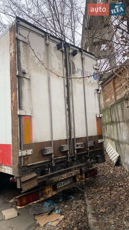 Ізотермічна будка Ackermann Fruehauf Eaf 2006 в Києві
