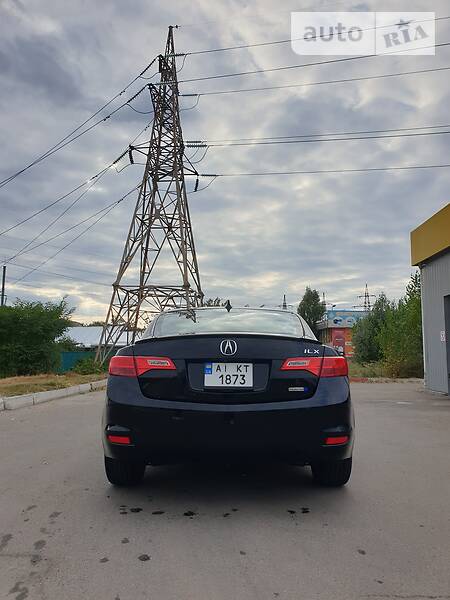 Седан Acura ILX 2014 в Киеве