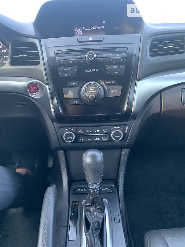 Седан Acura ILX 2015 в Львові