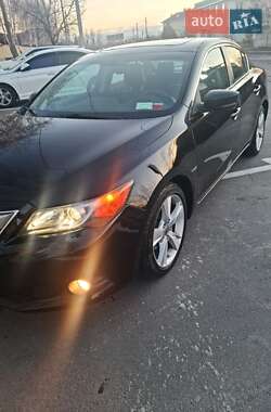 Acura ILX 2012