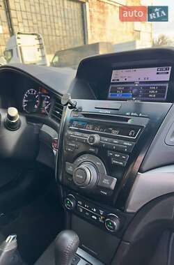 Седан Acura ILX 2012 в 