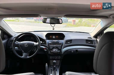 Седан Acura ILX 2012 в 