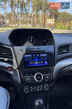 Седан Acura ILX 2015 в 