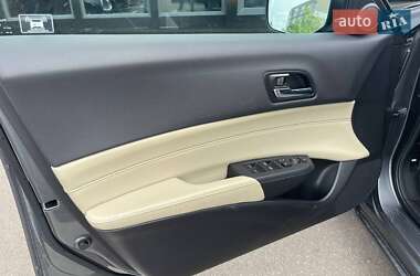 Седан Acura ILX 2012 в 