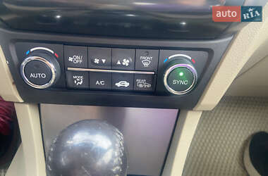 Седан Acura ILX 2012 в 