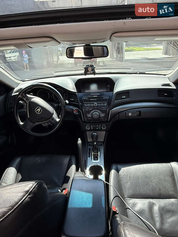 Седан Acura ILX 2012 в Кременчуге