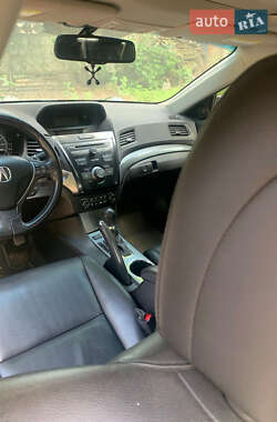 Седан Acura ILX 2012 в 
