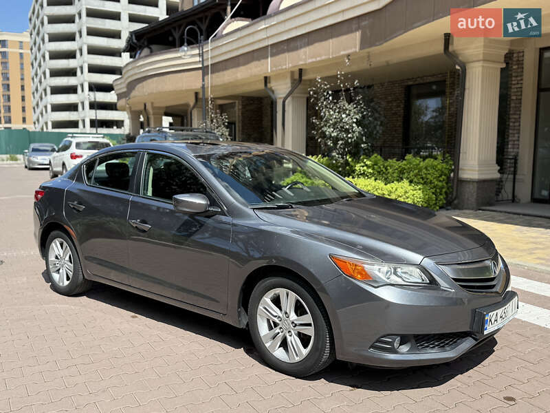 Acura ILX 2012