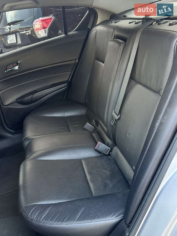 Седан Acura ILX 2014 в Коломиї