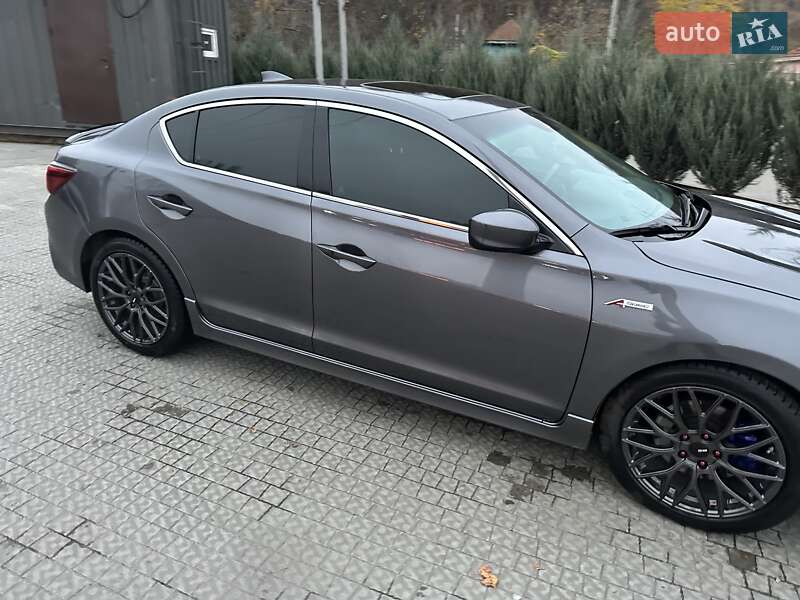 Седан Acura ILX 2019 в Полтаві